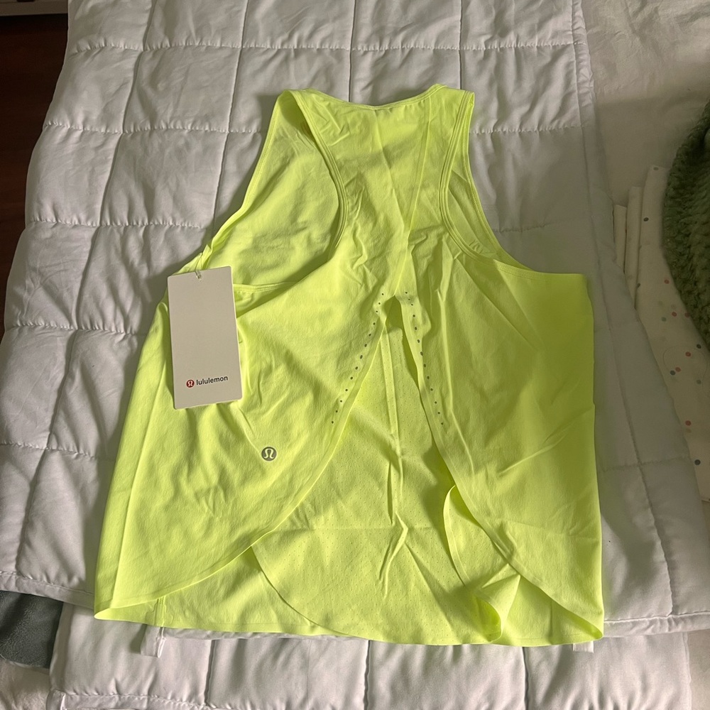 Lululemon Shirt - Picture 3 of 3